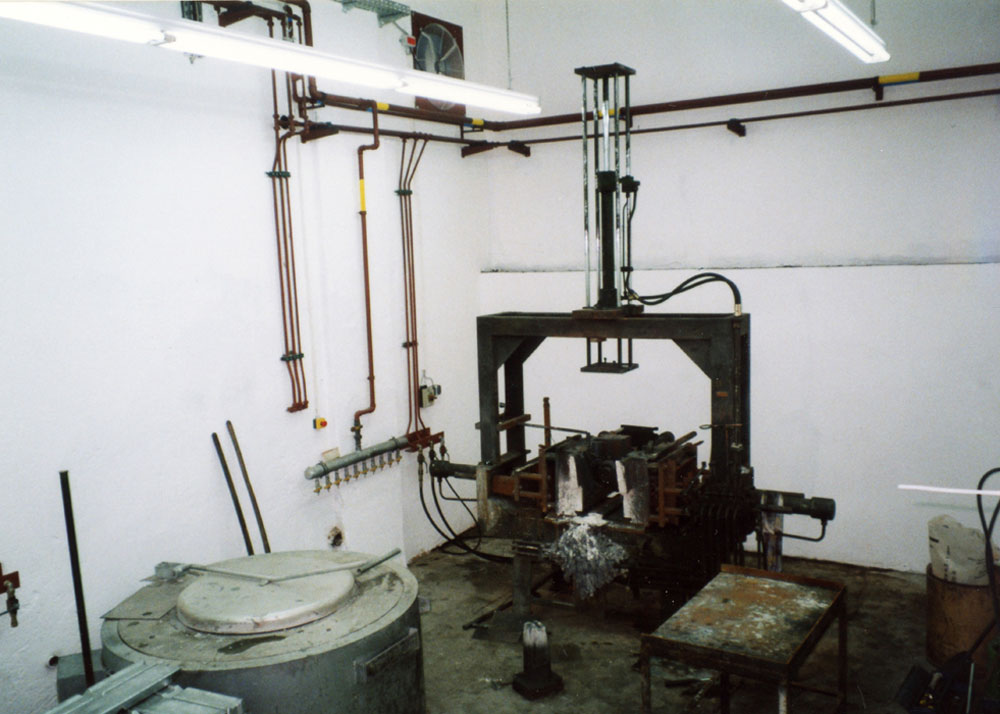 2001 Erweiterung Giesserei